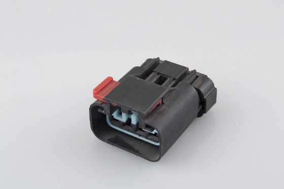 Connettori del cavo dei Gps del PVC dell&#39;automobile sopra modellati con colore su misura