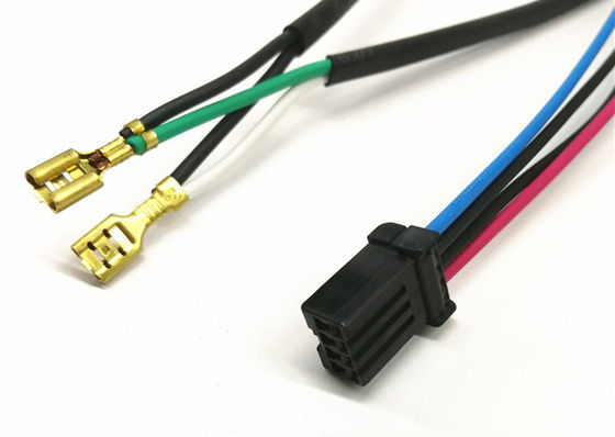 Prezzi superiori per i riflettori retrovisori delle automobili elettriche - Assemblaggio di cavi per l'automobile